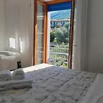 Luisa Brenzone sul Garda
