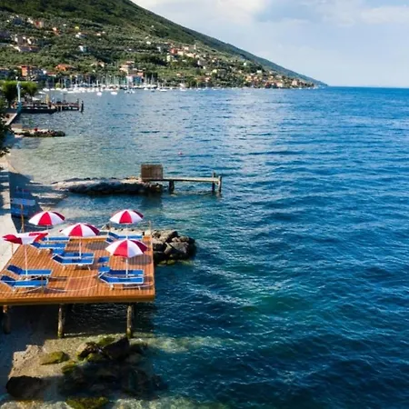 Luisa Hotel