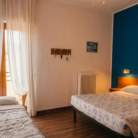 Luisa Otel Brenzone sul Garda